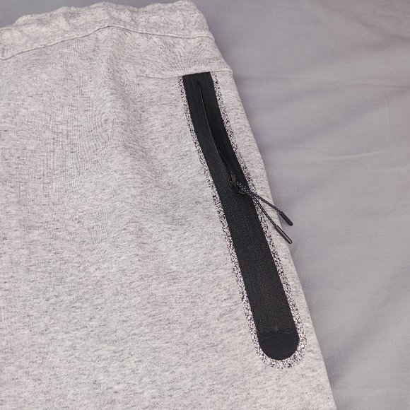 Nike Men's Sportswear Tech Fleece Joggers Grey DR9162 010 Mens Sizes - Picture 8 of 8